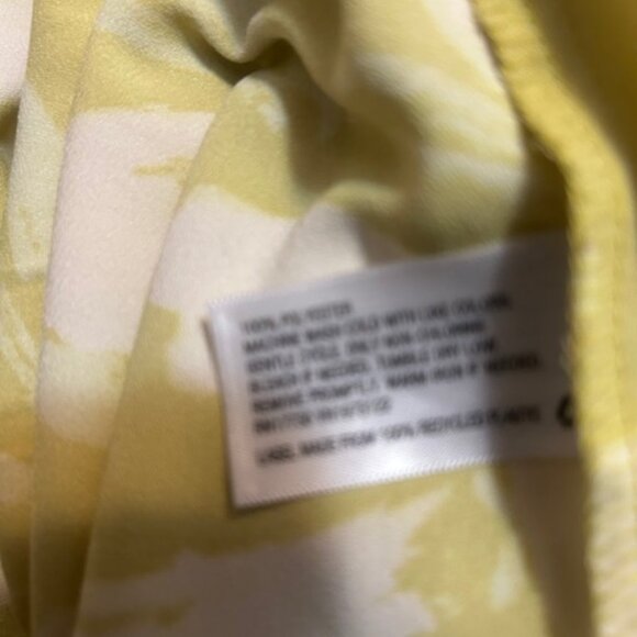 A new day Yellow Gold/White Floral V-neck ruffle bottom drop waist dress, size L - Picture 6 of 7